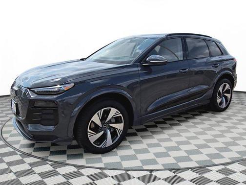 2025 Audi Q6 e-tron Premium Plus quattro