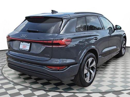 2025 Audi Q6 e-tron Premium Plus quattro