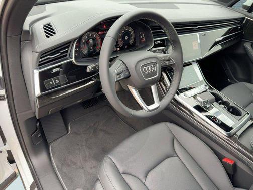 2026 Audi Q7 55 Premium Plus