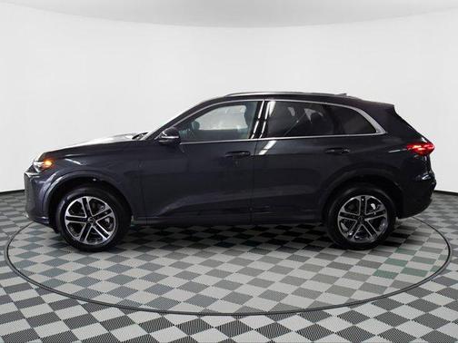 2025 Audi Q5 Premium