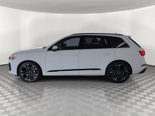 Glacier White Metallic 2026 Audi Q7 55 Premium Plus