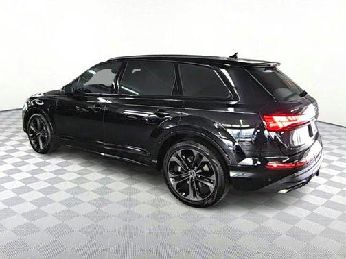 2025 Audi Q7 55 Prestige