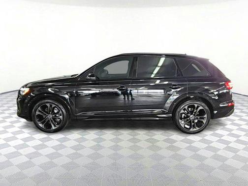 2025 Audi Q7 55 Prestige