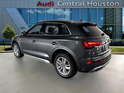 2023 Audi Q5 45 S line Premium