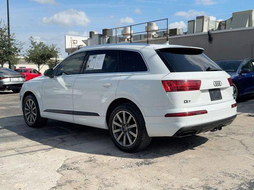 2017 Audi Q7 3.0T Premium