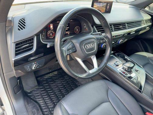 2017 Audi Q7 3.0T Premium