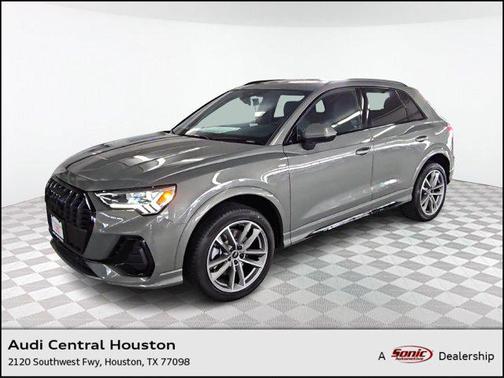 2025 Audi Q3 Premium 45 TFSI S line quattro Tiptronic