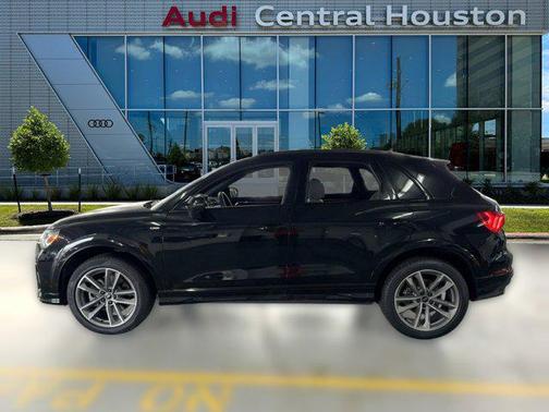 2025 Audi Q3 Premium 45 TFSI S line quattro Tiptronic