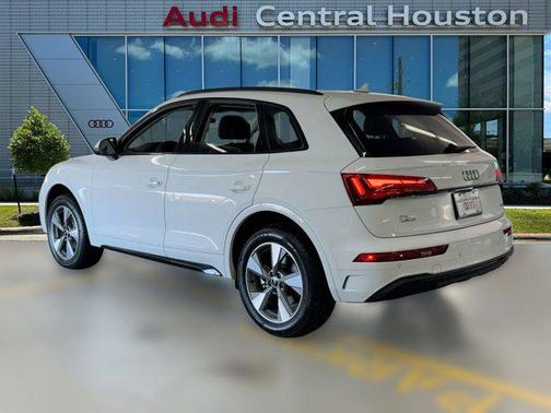 2025 Audi Q5 40 Premium