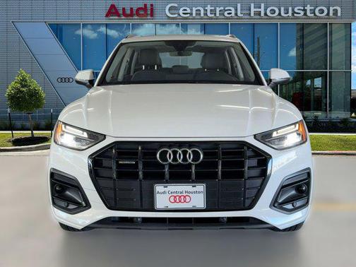 2025 Audi Q5 40 Premium