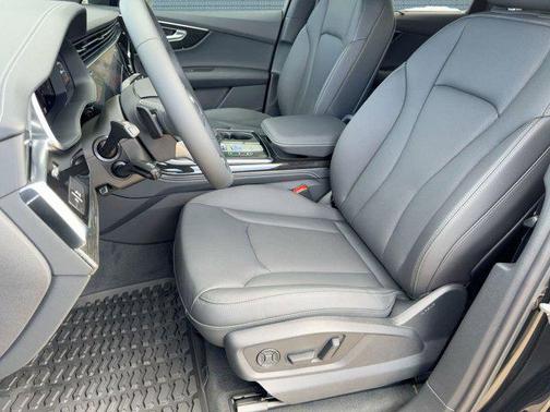 2026 Audi Q7 55 Premium Plus