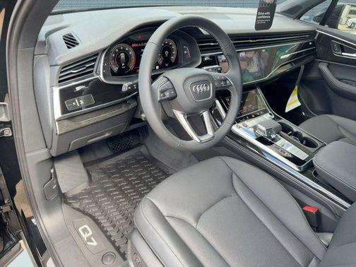 2026 Audi Q7 55 Premium Plus