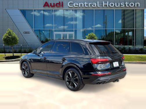 2026 Audi Q7 55 Premium Plus