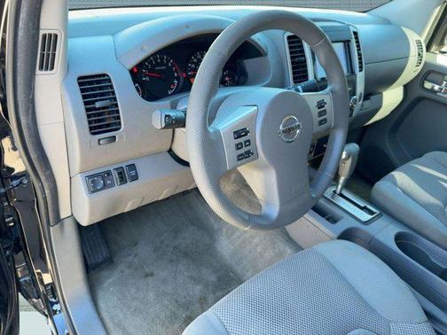 2014 Nissan Frontier SV