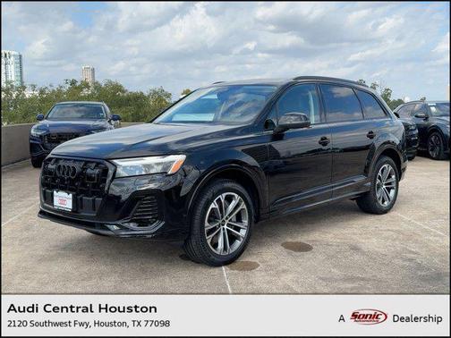 2026 Audi Q7 45 Premium