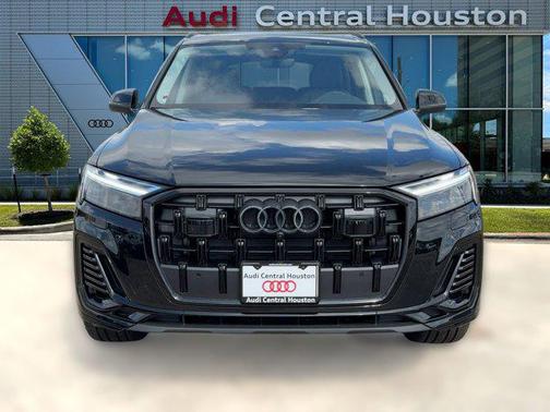 2026 Audi Q7 45 Premium
