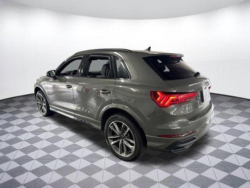 2024 Audi Q3 Premium 45 TFSI S line quattro Tiptronic