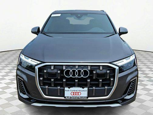 2025 Audi Q7 55 Prestige
