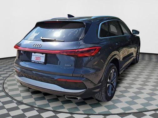 2025 Audi Q5 Premium Plus