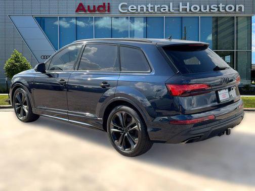 2026 Audi Q7 55 Premium Plus
