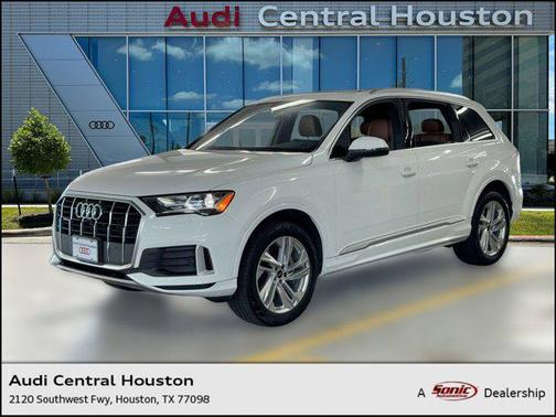 2023 Audi Q7 45 Premium