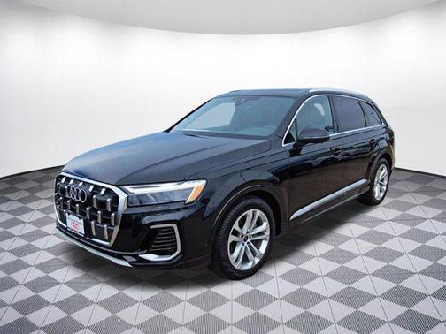 2025 Audi Q7 55 Premium Plus