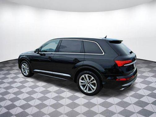 2025 Audi Q7 55 Premium Plus