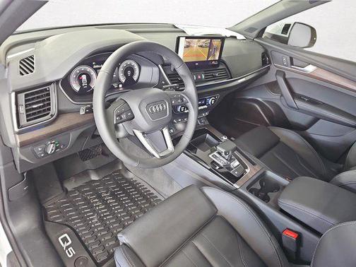 2025 Audi Q5 45 S line Premium Plus