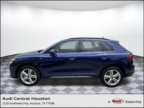 2023 Audi Q3 Premium 45 TFSI S line quattro Tiptronic
