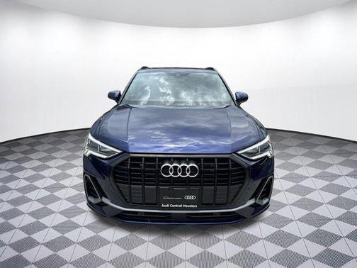 2023 Audi Q3 Premium 45 TFSI S line quattro Tiptronic