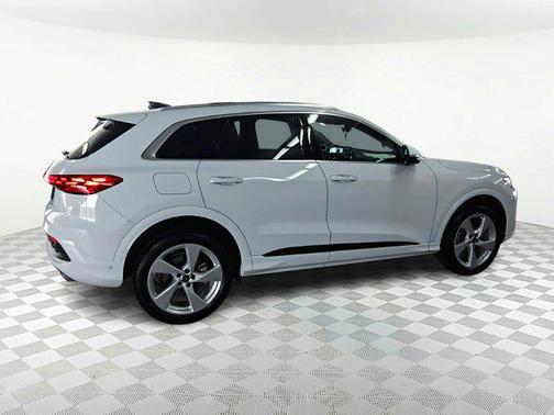 2025 Audi Q5 Premium Plus