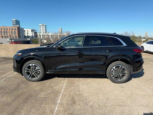 2025 Audi Q5 Premium Plus TFSI quattro S tronic