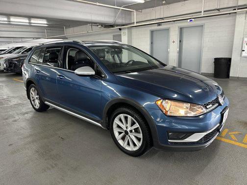 2017 Volkswagen Golf Alltrack TSI SEL