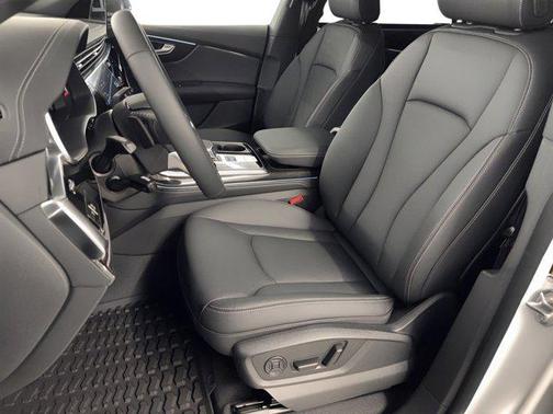 2026 Audi Q8 55 Premium Plus