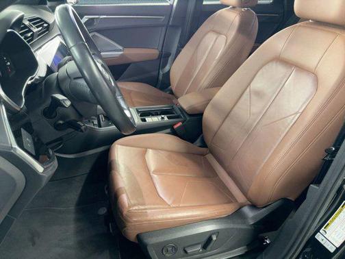 2019 Audi Q3 2.0T S line Premium Plus