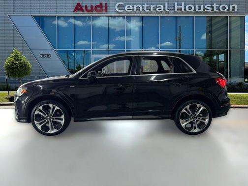2019 Audi Q3 2.0T S line Premium Plus