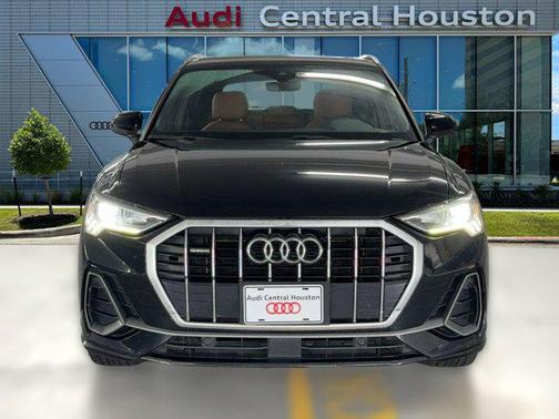 2019 Audi Q3 2.0T S line Premium Plus