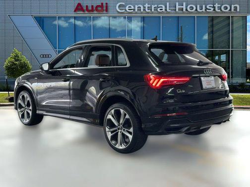 2019 Audi Q3 2.0T S line Premium Plus