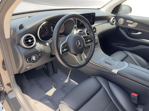 Black 2021 Mercedes-Benz GLC 300 Base