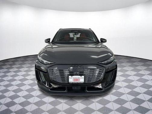 2025 Audi SQ6 e-tron Prestige quattro
