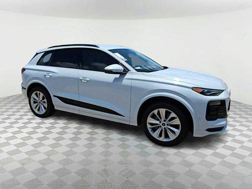 2025 Audi Q6 e-tron Premium