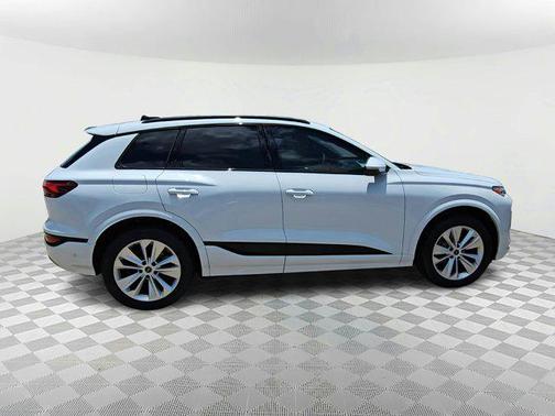 2025 Audi Q6 e-tron Premium