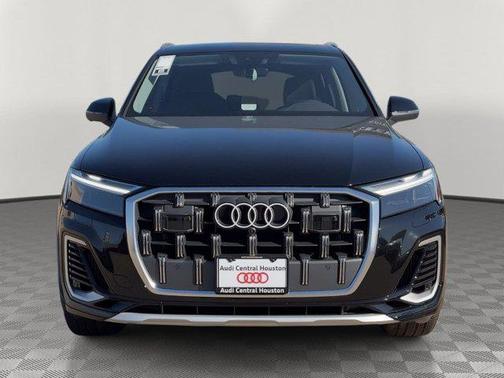 Mythos Black Metallic 2026 Audi Q7 55 Premium Plus