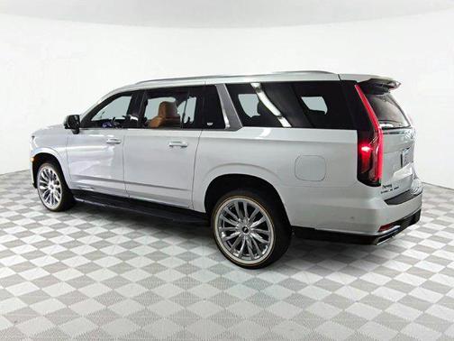 2022 Cadillac Escalade ESV Premium Luxury