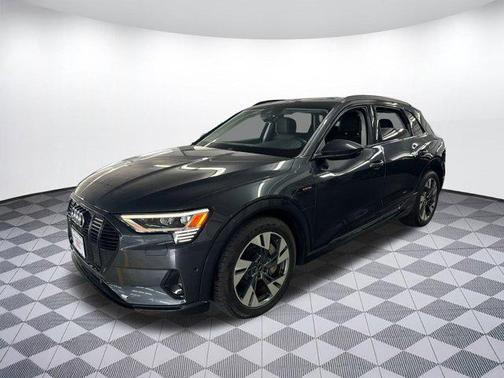 2021 Audi e-tron Premium