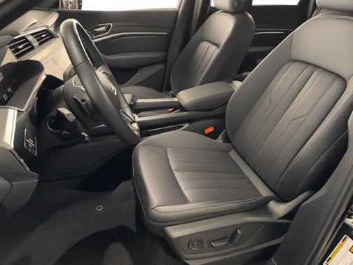 2024 Audi Q8 e-tron Premium Plus