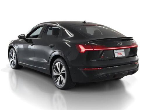 2024 Audi Q8 e-tron Premium Plus