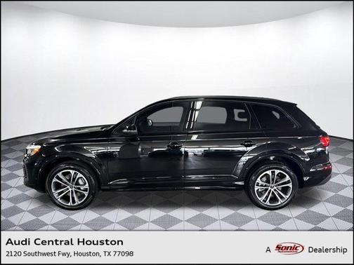 2025 Audi Q7 45 Premium
