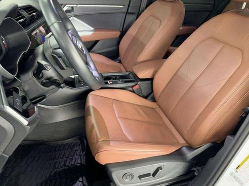 2023 Audi Q3 Premium 45 TFSI S line quattro Tiptronic