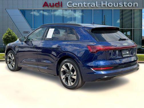 2021 Audi e-tron Premium